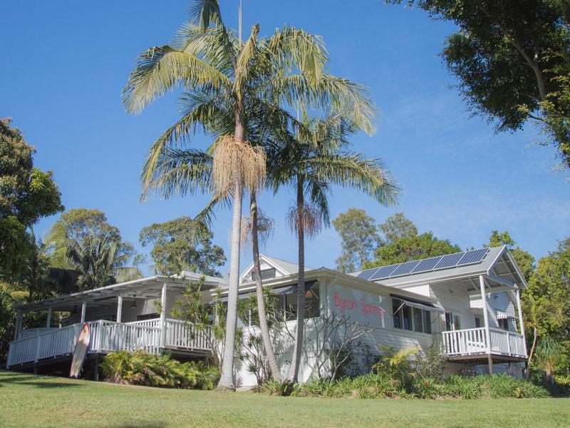 Hotel Byron Springs Byron Bay Exterior foto